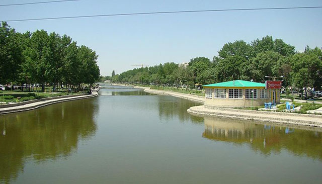 نمایی از رود بالیخلی چای - واقع در قلب شهر اردبیل