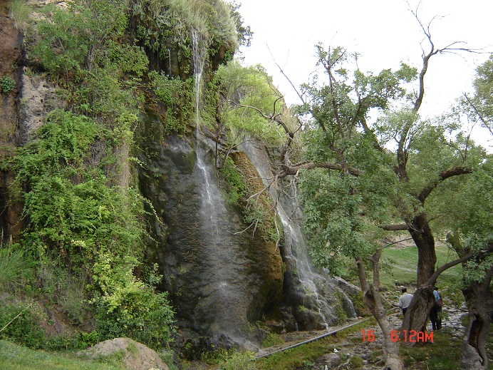 آبشار میمند- شهرستان دنا
